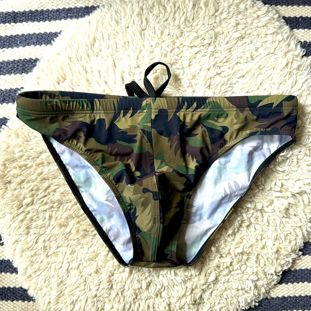 Swimmbrief camo tomas maier